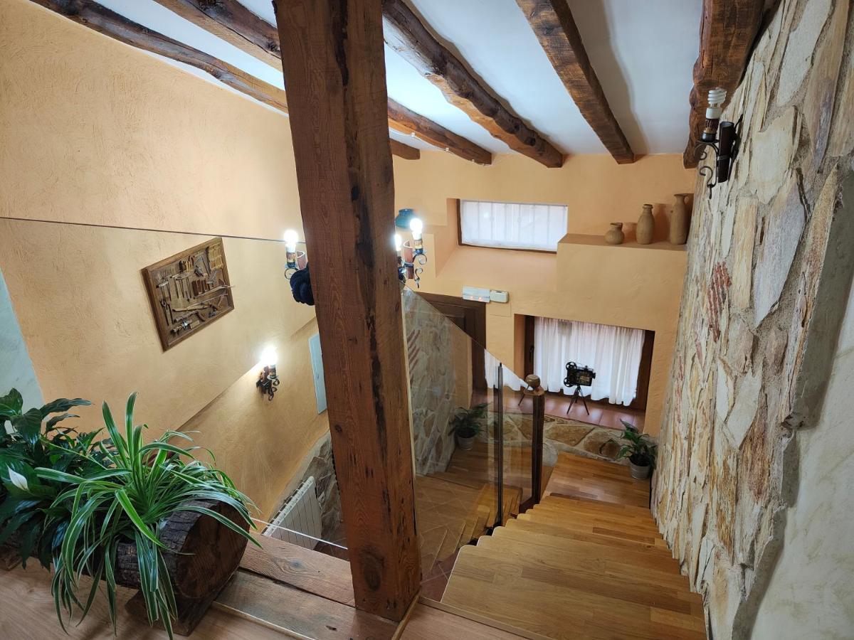 Casa Vieja Tabanera A 8 Min De Segoia Guest House Tabanera del Monte Exterior photo